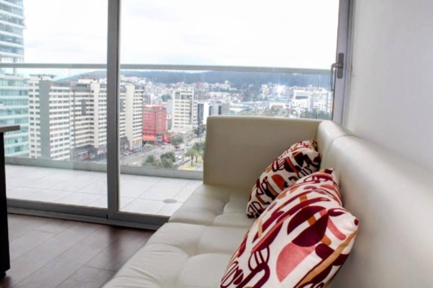 One Apartments 키토 외부 사진
