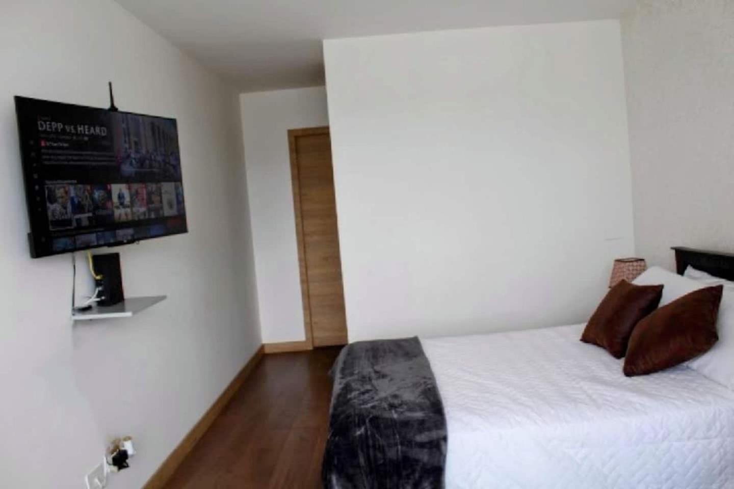 One Apartments 키토 외부 사진