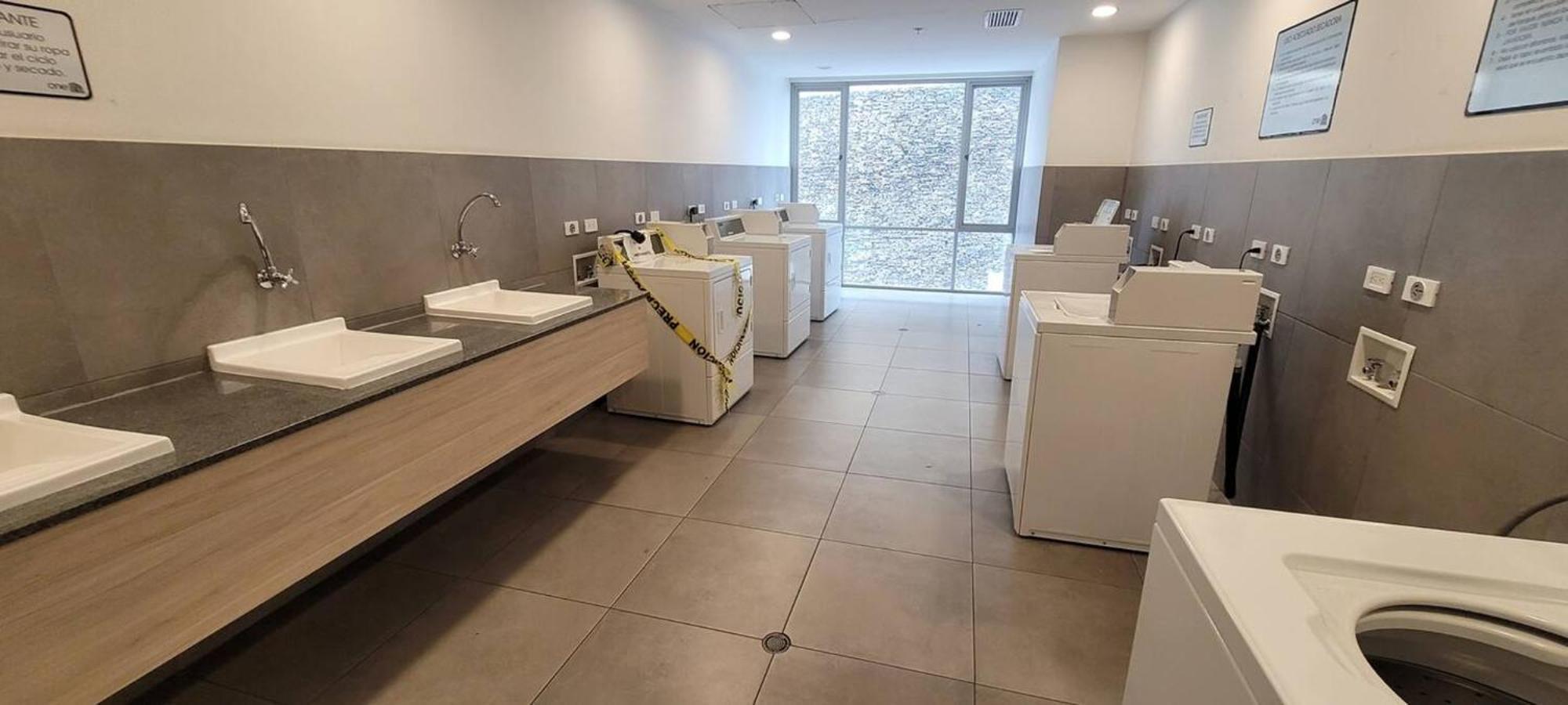 One Apartments 키토 외부 사진